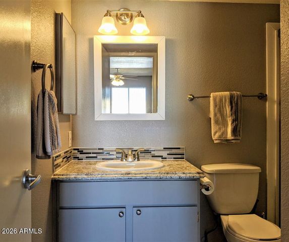 4608 W MARYLAND Avenue 203, Glendale, AZ 85301