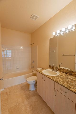 166 SW Peacock Boulevard 34-205, Port St Lucie, FL 34986