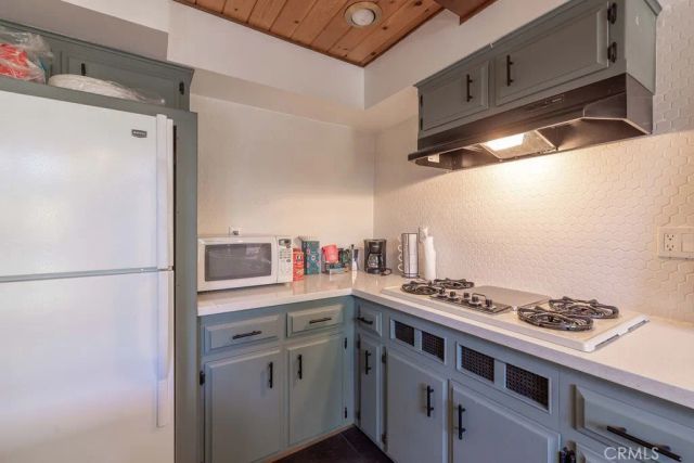 721 Bear Mountain Road, Big Bear City, CA 92314