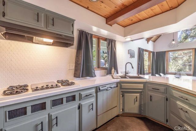 721 Bear Mountain Road, Big Bear City, CA 92314