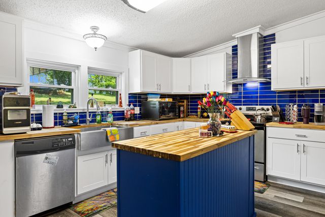 11 FLOREY LAKE, Kilgore, TX 75662