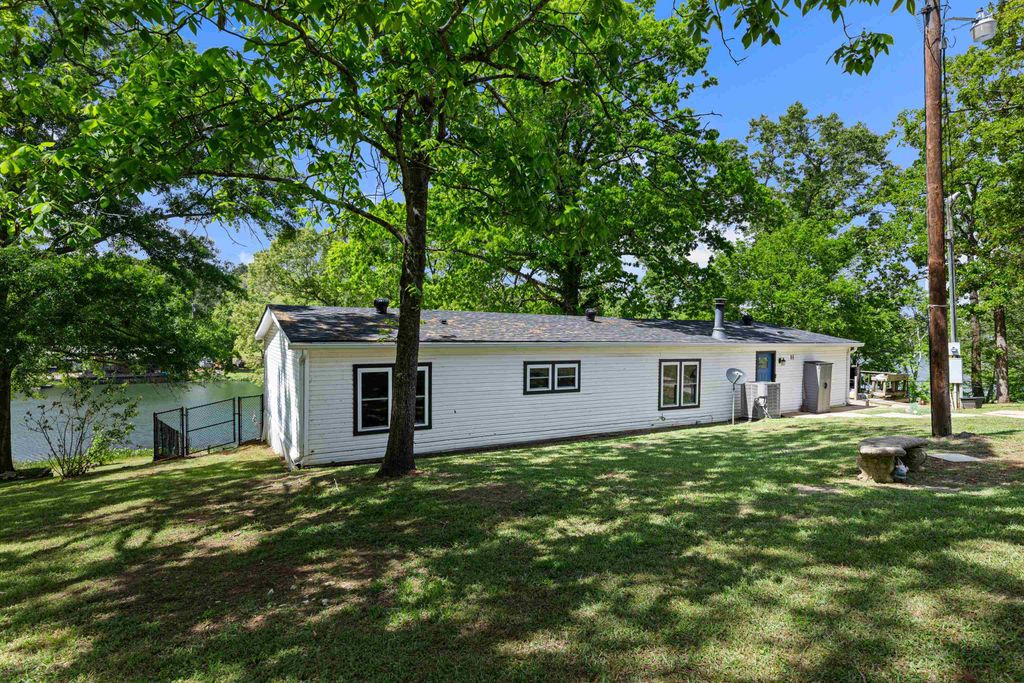 11 FLOREY LAKE, Kilgore, TX 75662