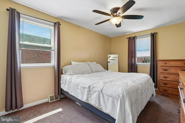 8556 CASTOR AVE, Philadelphia, PA 19152