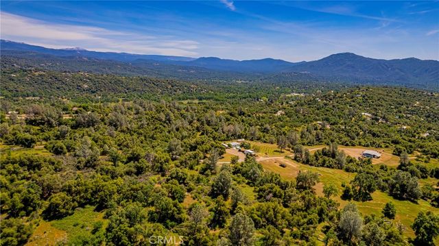 43980 Highway 49, Ahwahnee, CA 93601