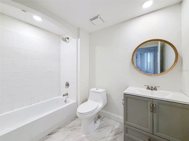 322 E CENTRAL BOULEVARD 815, Orlando, FL 32801