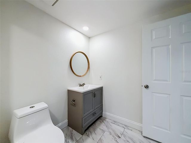 322 E CENTRAL BOULEVARD 815, Orlando, FL 32801