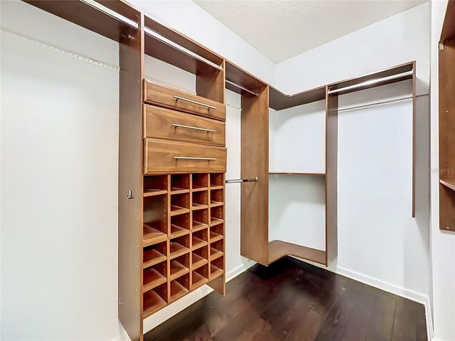 322 E CENTRAL BOULEVARD 815, Orlando, FL 32801