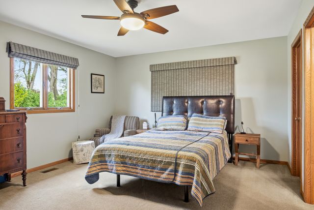 9621 W 56th Street, Countryside, IL 60525