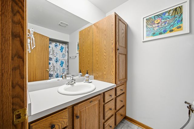 9621 W 56th Street, Countryside, IL 60525
