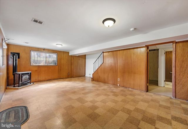 14103 CHADWICK LN, Rockville, MD 20853