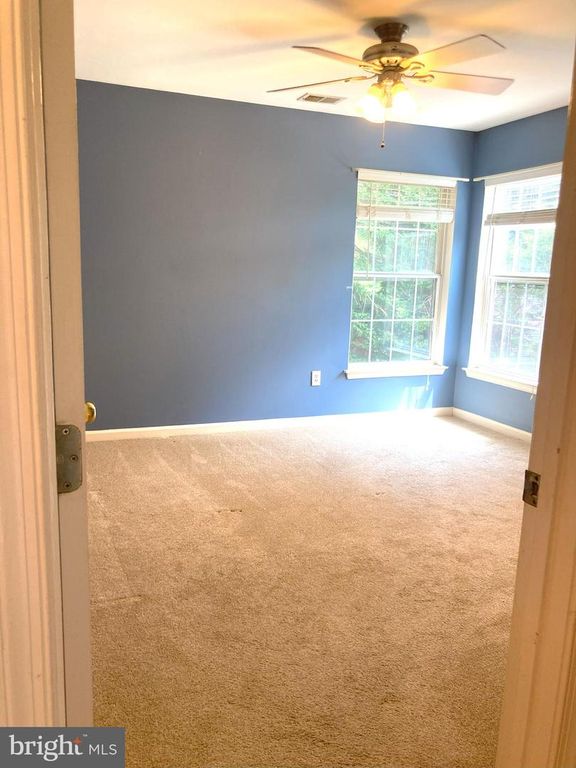 13401 QUEENSTOWN LN, Germantown, MD 20874