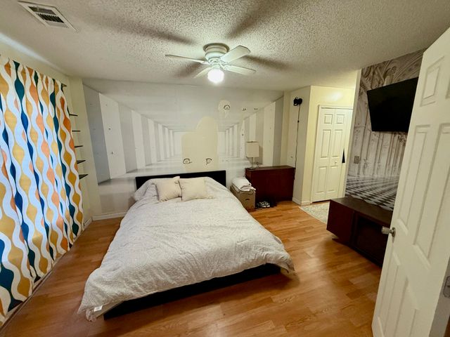 8105 Shadow Oak Drive, North Charleston, SC 29406