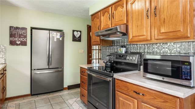 3545 Dillon Falls Rd, Zanesville, OH 43701