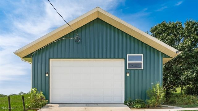 3545 Dillon Falls Rd, Zanesville, OH 43701