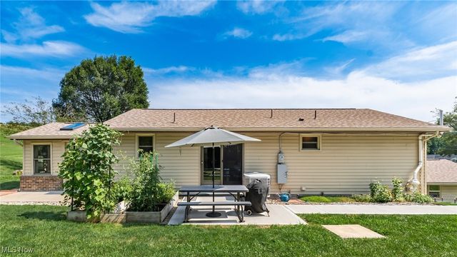 3545 Dillon Falls Rd, Zanesville, OH 43701