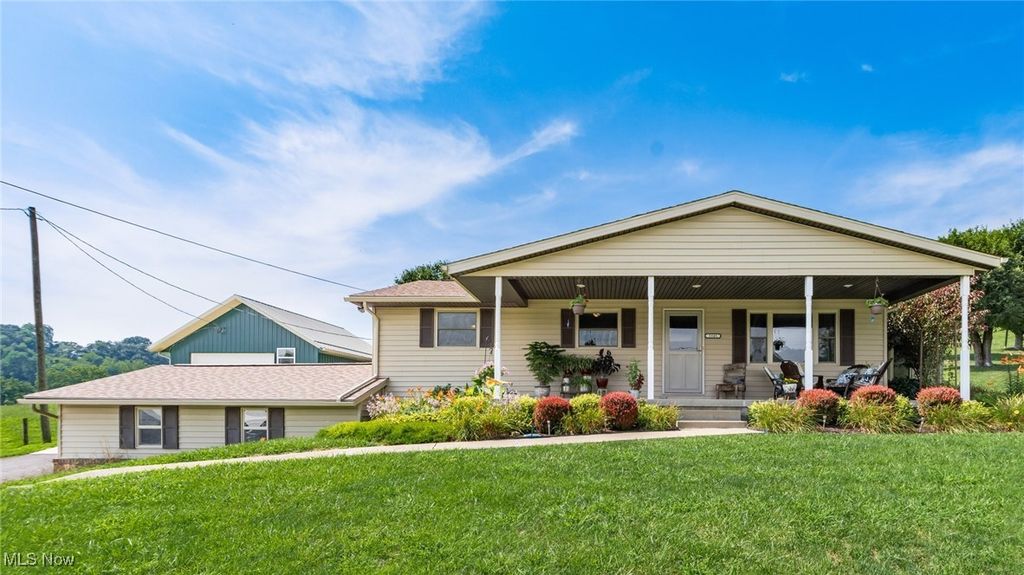 3545 Dillon Falls Rd, Zanesville, OH 43701