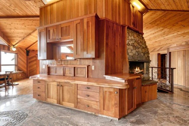 440 Mariposa Drive, Ventura, CA 93001