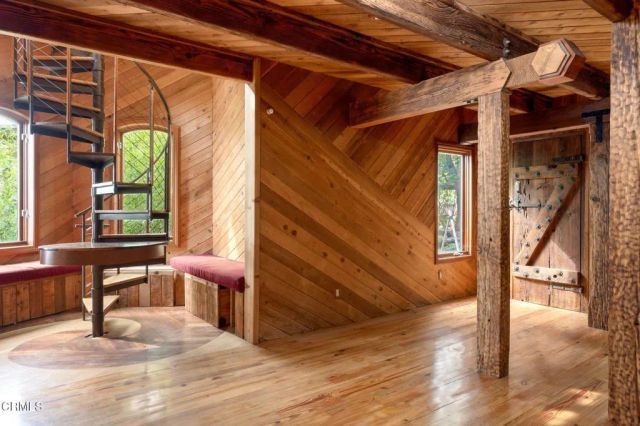 440 Mariposa Drive, Ventura, CA 93001