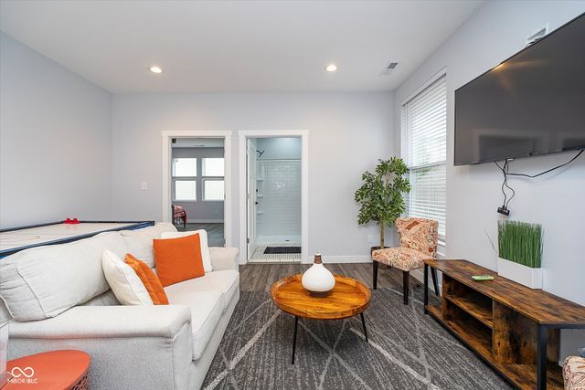 1009 Harrison Street, Indianapolis, IN 46202