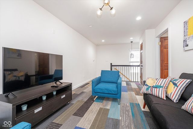 1009 Harrison Street, Indianapolis, IN 46202