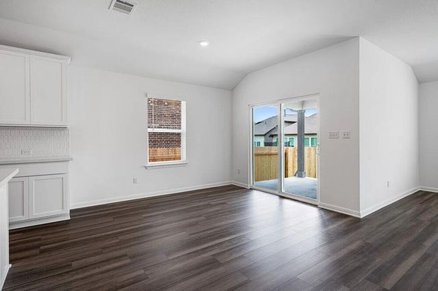 208 Childress ST, Hutto, TX 78634