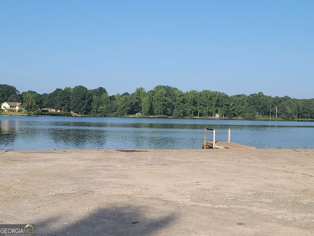 402 Loblolly Ridge, Locust Grove, GA 30248