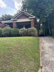 627 Holderness Street SW, Atlanta, GA 30310
