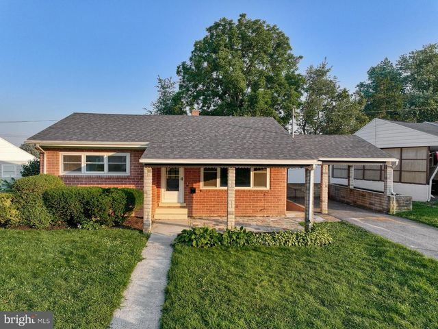 5 WILLIAM PENN DR, Camp Hill, PA 17011