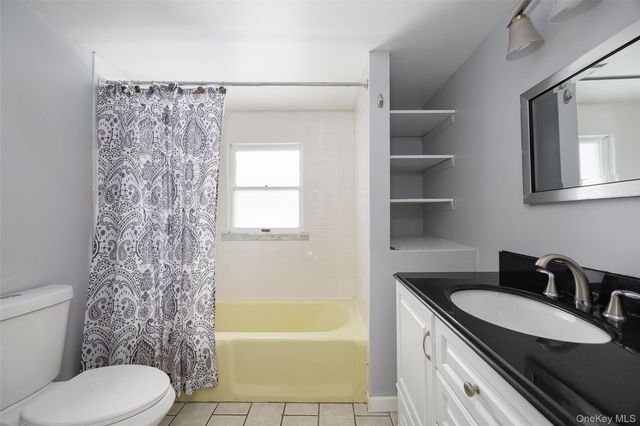 12 Valley View Road, Hyde Park, NY 12538