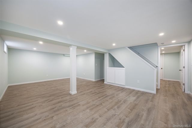 12 Valley View Road, Hyde Park, NY 12538