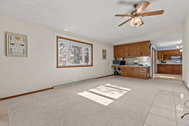 32 THISTLE DOWN COURT, Appleton, WI 54915