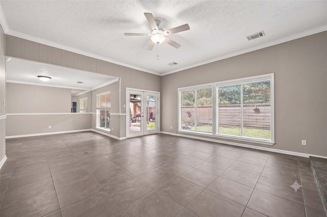 324 Champions Colony Iii, Houston, TX 77069
