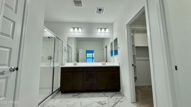 10214 W INDIANOLA Avenue, Avondale, AZ 85392