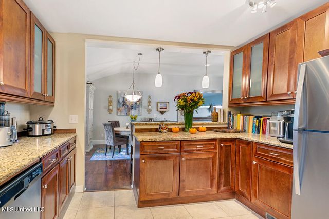 4424 Northover Drive, Jackson, MS 39211