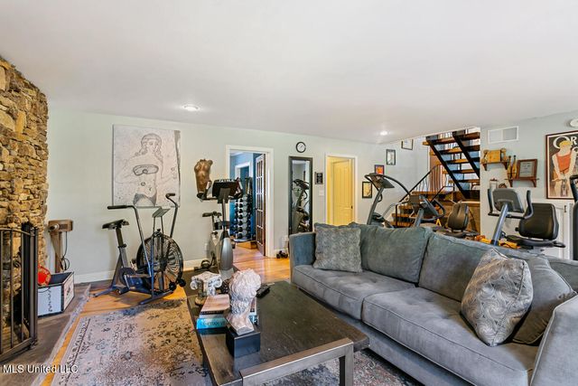 4424 Northover Drive, Jackson, MS 39211