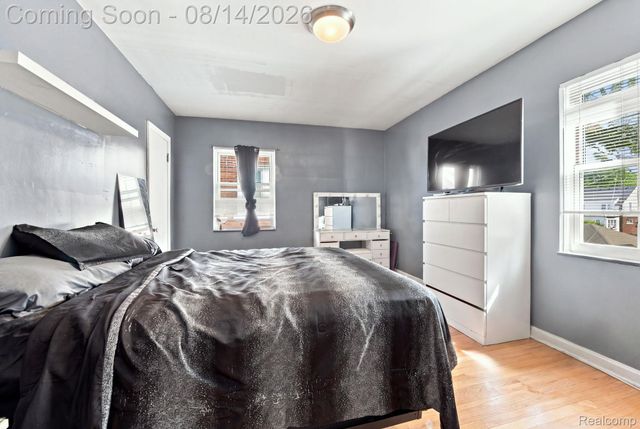 475 Belanger Street, Grosse Pointe Farms, MI 48236
