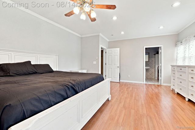 475 Belanger Street, Grosse Pointe Farms, MI 48236