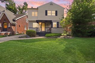 475 Belanger Street, Grosse Pointe Farms, MI 48236