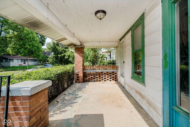 601 N Livingston Avenue, Indianapolis, IN 46222