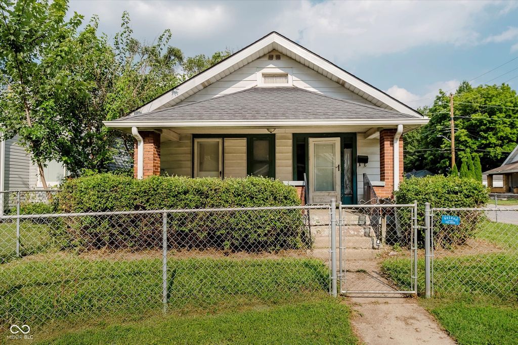 601 N Livingston Avenue, Indianapolis, IN 46222