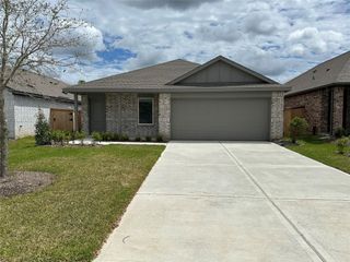 2122 Mosaic Valley, Angleton, TX 77515
