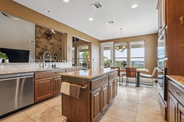 2801 Mossy Springs DR, Leander, TX 78641