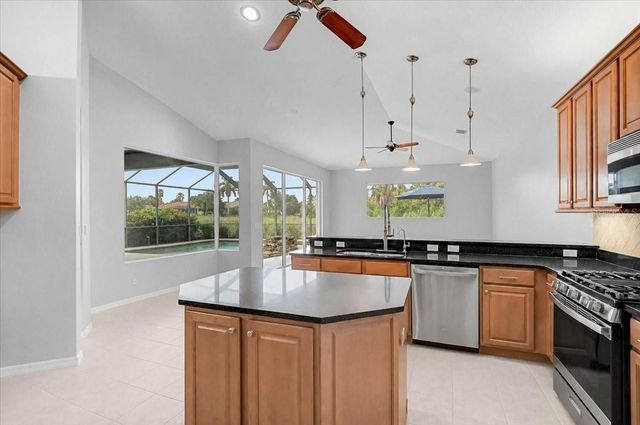 12319 LAVENDER LOOP, Bradenton, FL 34212