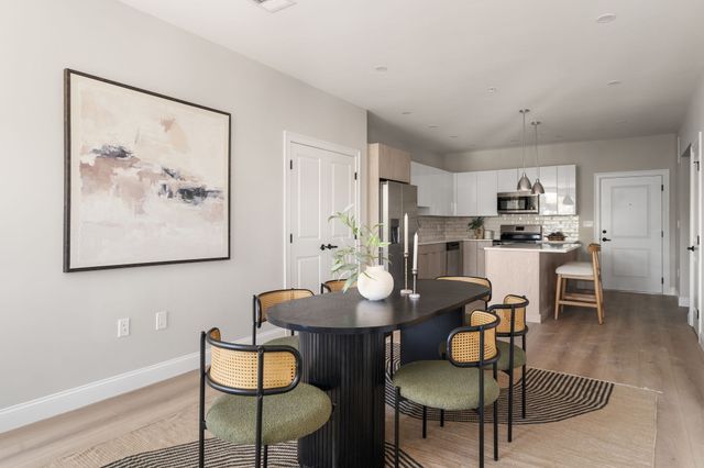 13 Wentworth Road 402, Quincy, MA 02170