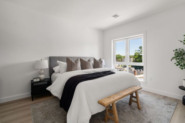 13 Wentworth Road 402, Quincy, MA 02170