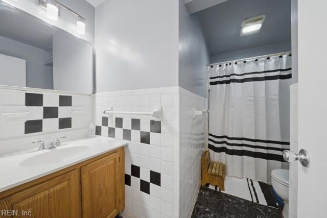 4315 Towanda RD, Chesapeake, VA 23325
