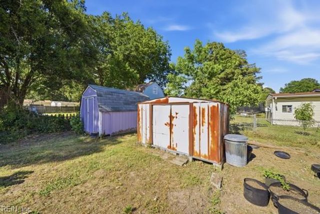 4315 Towanda RD, Chesapeake, VA 23325