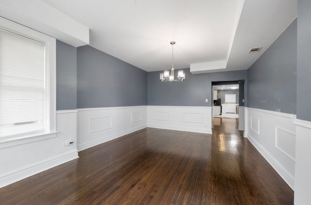 8222 S Maryland Avenue 3, Chicago, IL 60619