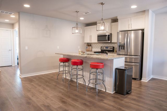 9 Alyce Lane, Bella Vista, AR 72714