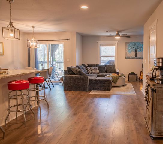 9 Alyce Lane, Bella Vista, AR 72714